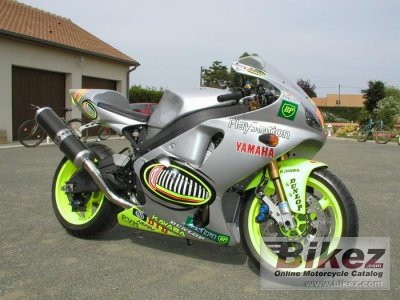 2001 Yamaha YZF-R7 photo